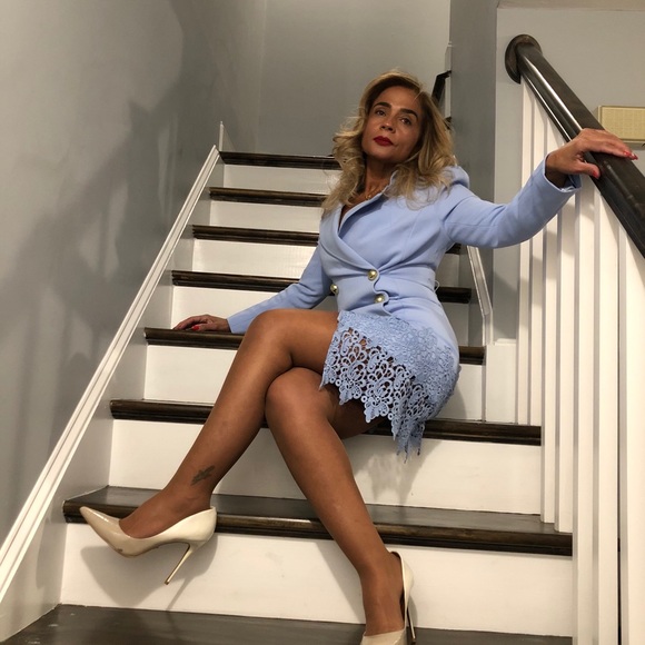 Dress - Picture 5 of 6